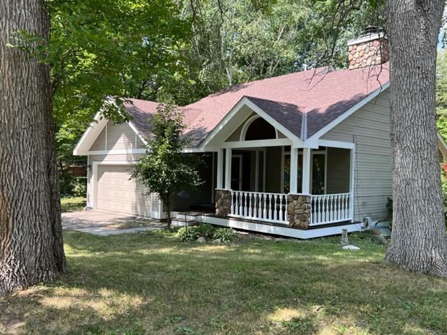 21260 Minnetonka Blvd, Greenwood, MN 55331