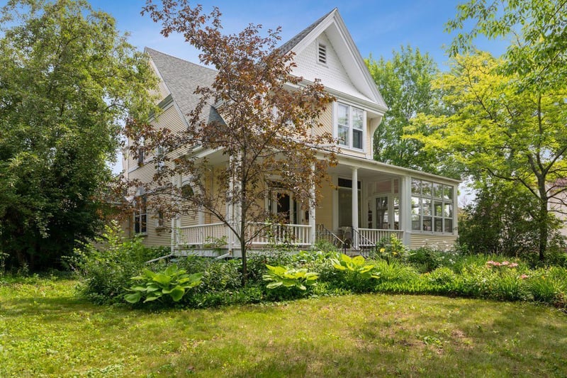 722 9th Ave W, Ashland, WI 54806