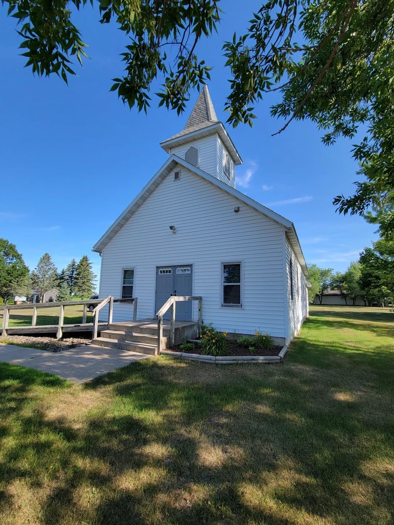 217 3rd Ave NW, Pierz, MN 56364