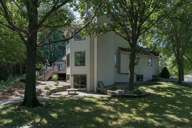 6312 Killarney Ct, Madison Lake, MN 56063