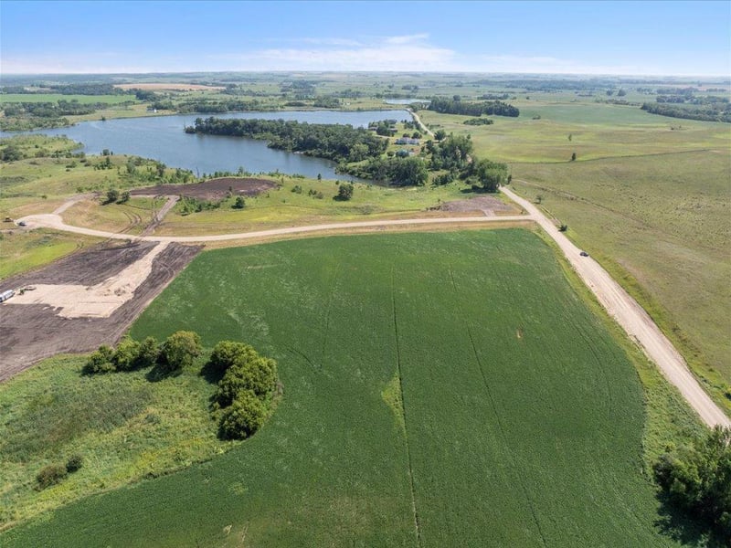 26026 154th Ave S, Barnesville, MN 56514
