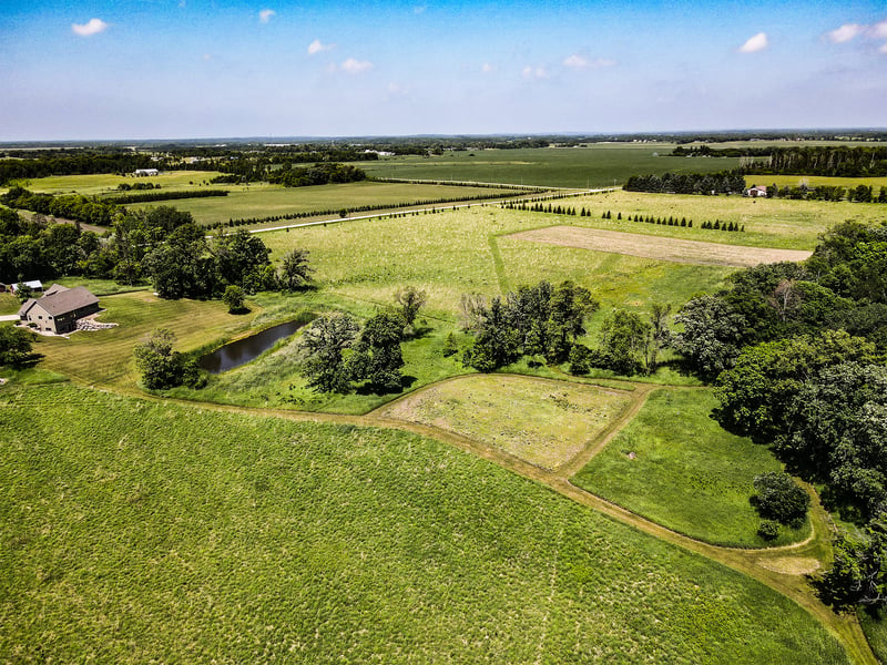 000 Johnson Rd, Nelson, MN 56355