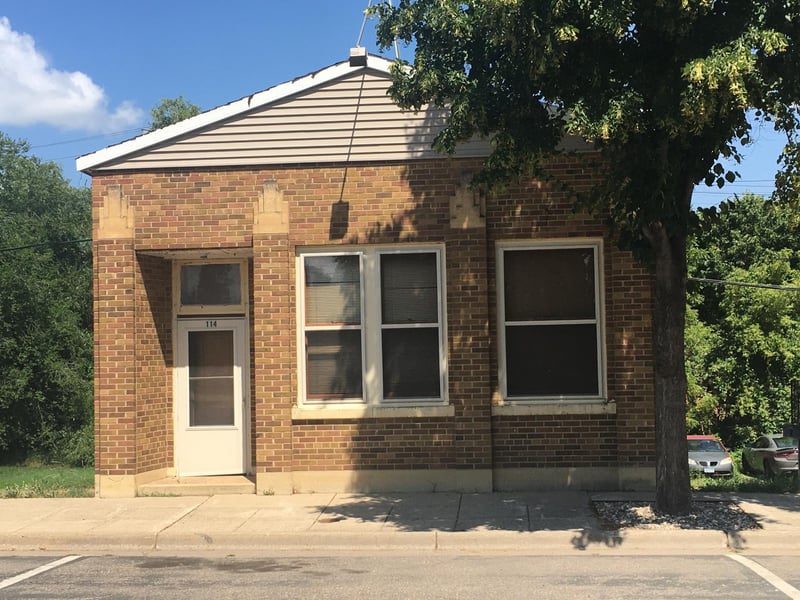 114 Elm St W, Norwood Young America, MN 55368
