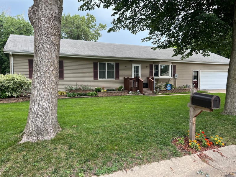 150 Hansen St, Tyler, MN 56178