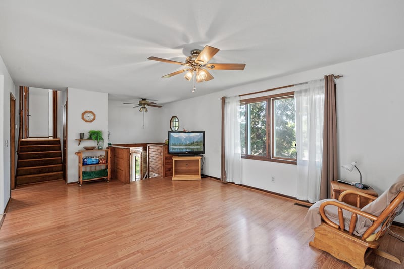 5900 69th Ave N, Brooklyn Park, MN 55429