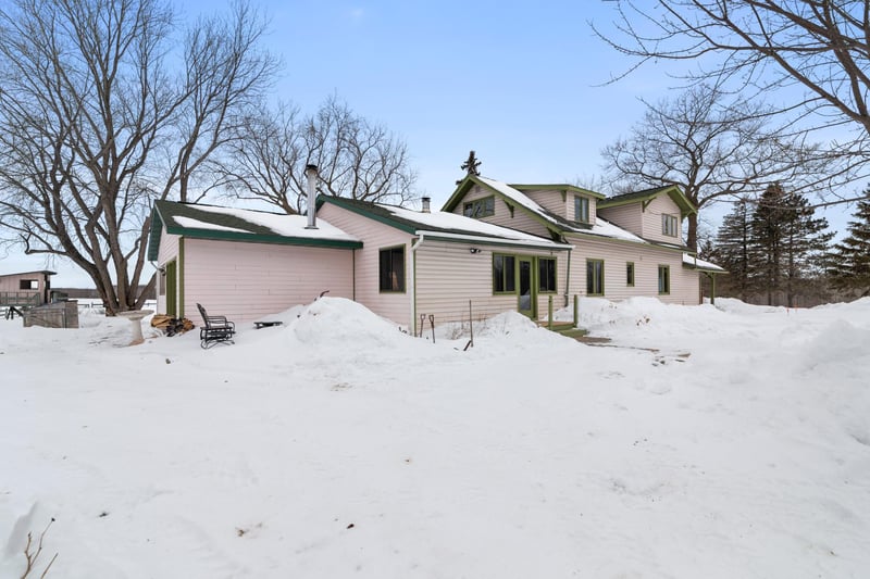 6006 84th St SW, Motley, MN 56466