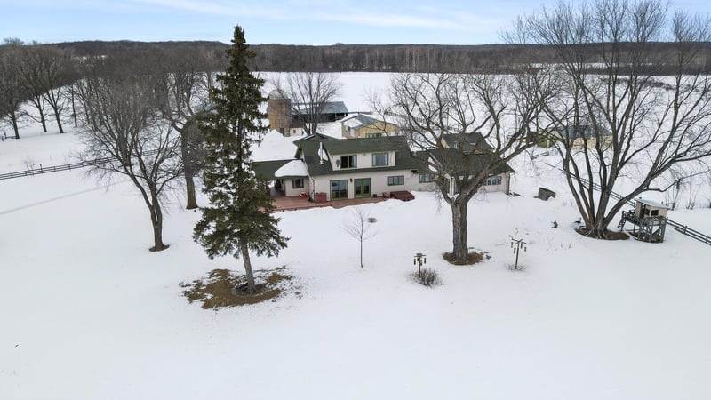 6006 84th St SW, Motley, MN 56466