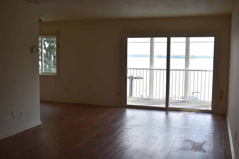 2400 Interlachen Rd #315, Spring Park, MN 55384