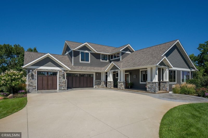 60320 Maverick Ct, Madison Lake, MN 56063