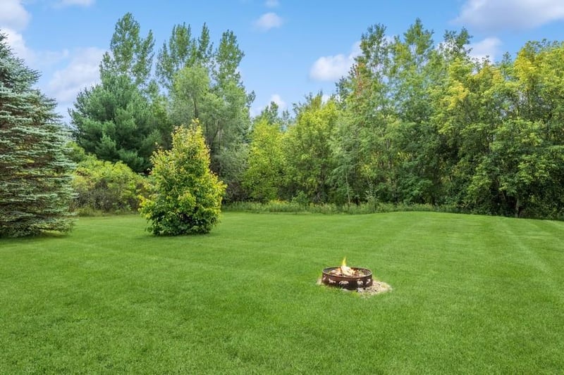 5430 Old Viking Blvd NW, Nowthen, MN 55303