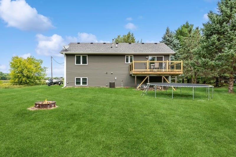 5430 Old Viking Blvd NW, Nowthen, MN 55303
