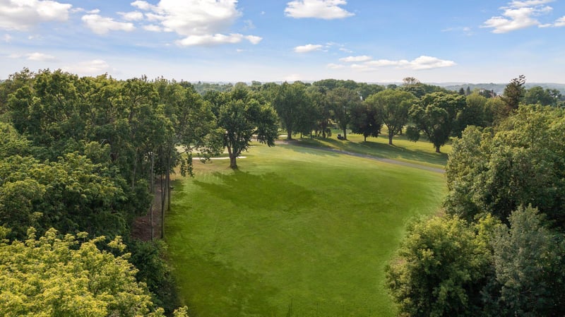 2669 Woodbridge Rd, Minnetonka Beach, MN 55391