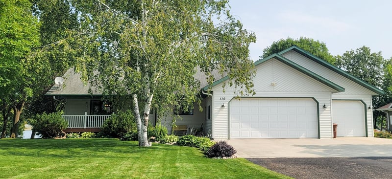 110 Park View Dr, Vergas, MN 56587