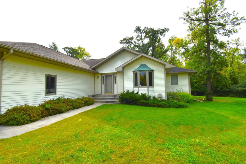 35128 585th Ave, Warroad, MN 56763
