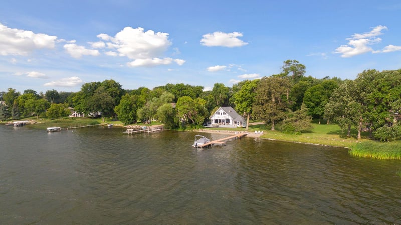 2894 Lindgren Ln, Independence, MN 55359