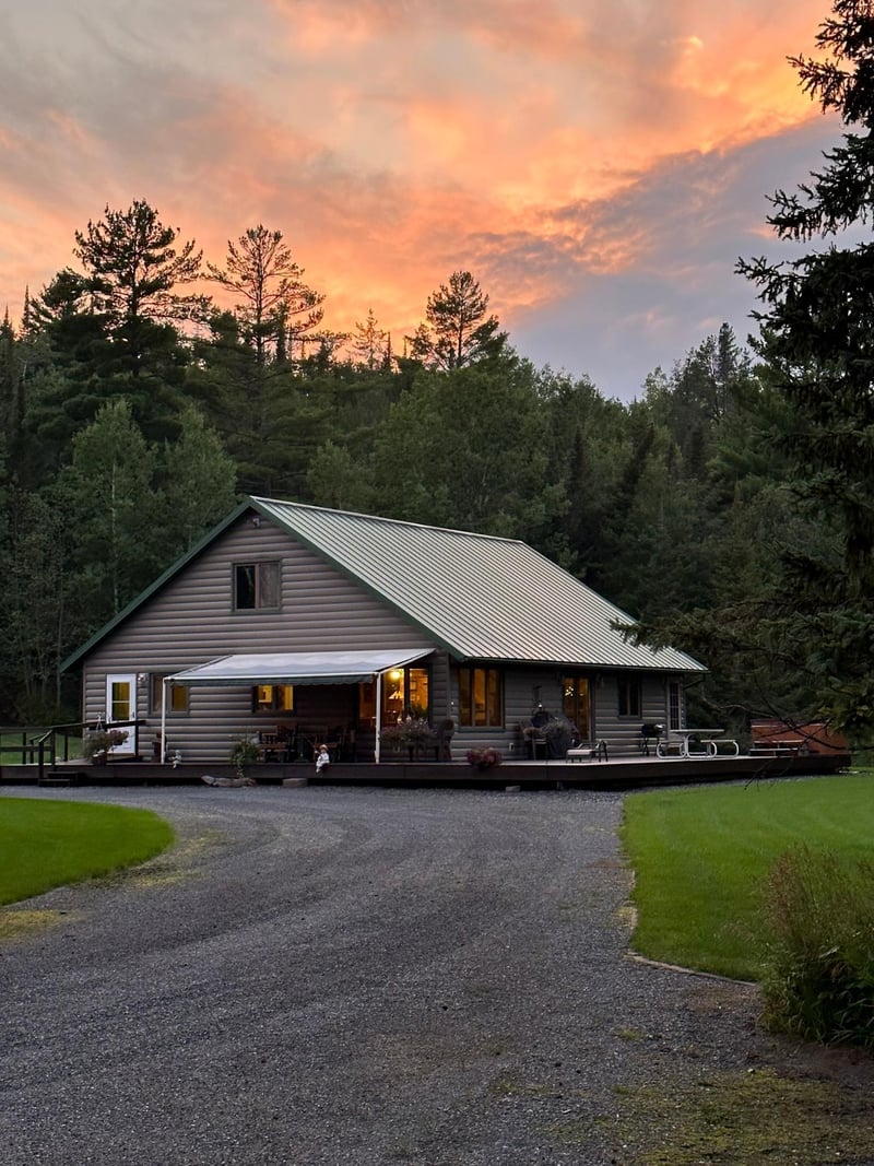 10391 Ash River Trl, Orr, MN 55771