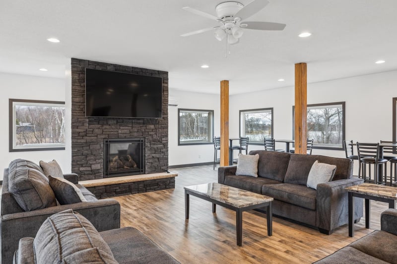 4290 Brady Blvd, Brainerd, MN 56401