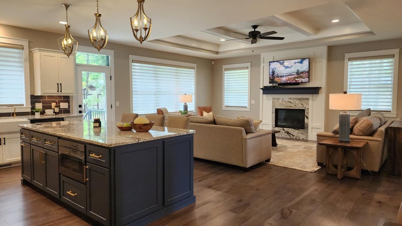 3738 Crest Ridge Ct, Eau Claire, WI 54701
