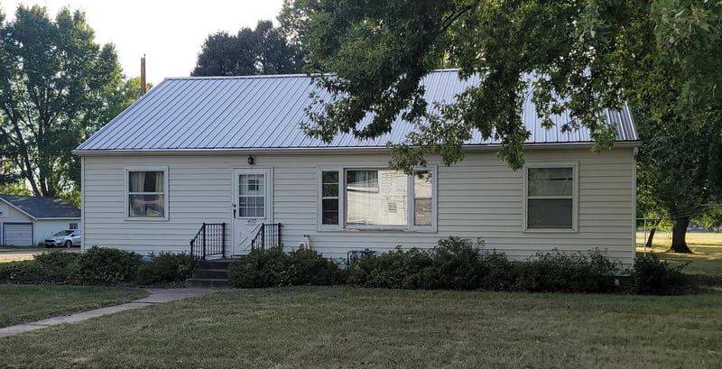 400 5th St N, Butterfield, MN 56120