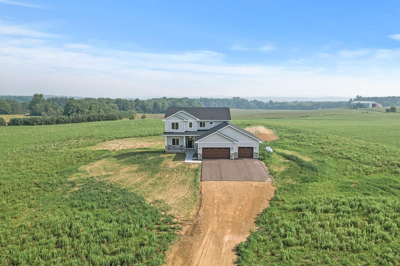 20580 348th St, Taylors Falls, MN 55084