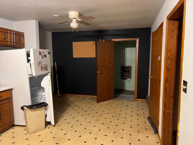 325 E Benton St, Lake Benton, MN 56149
