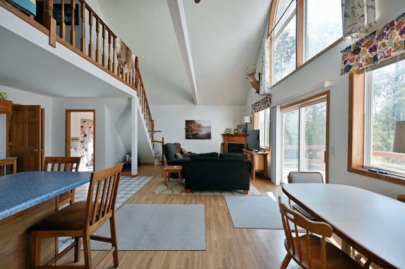 55400 Red Oak Dr, Solon Springs, WI 54873
