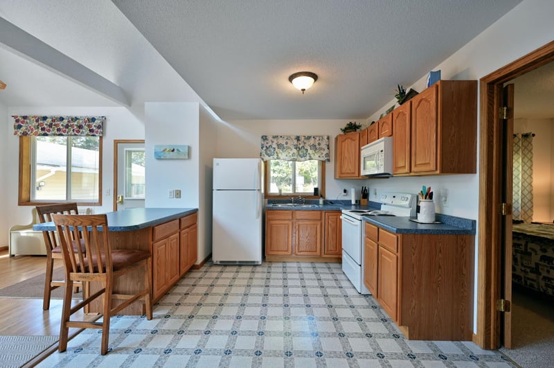 55400 Red Oak Dr, Solon Springs, WI 54873
