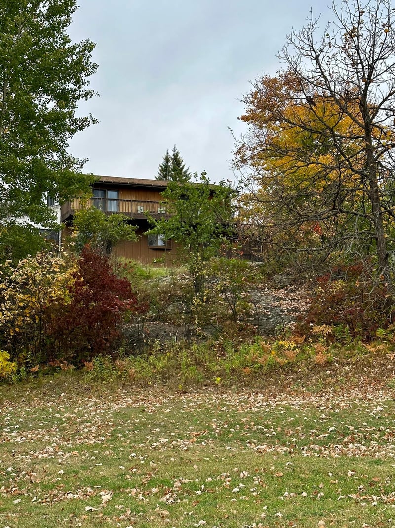 1988 County Road 133, International Falls, MN 56649