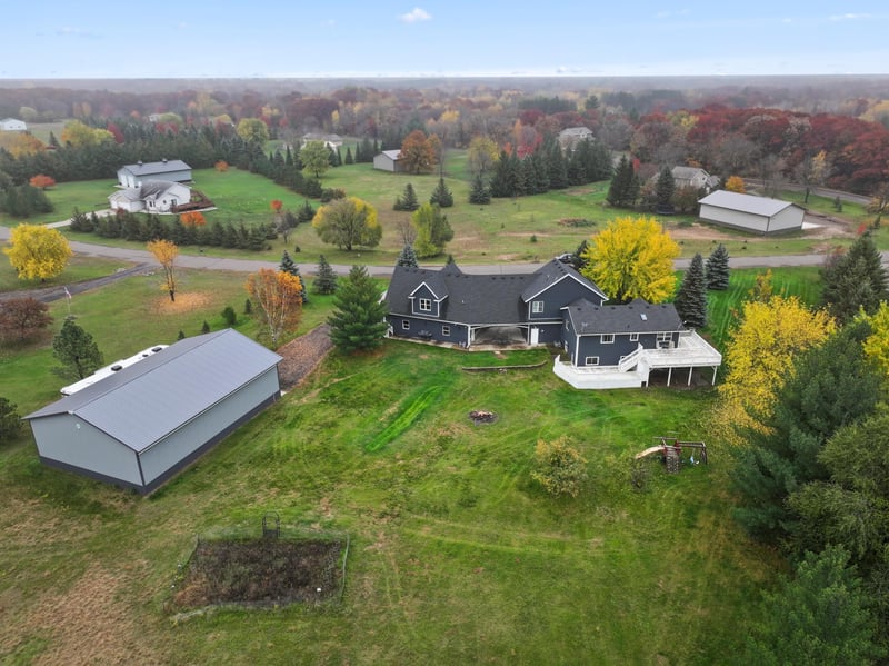 4001 220th Ave NW, Oak Grove, MN 55303
