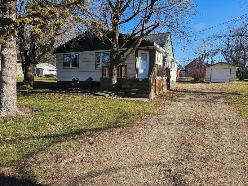320 Main St S, Hadley, MN 56151