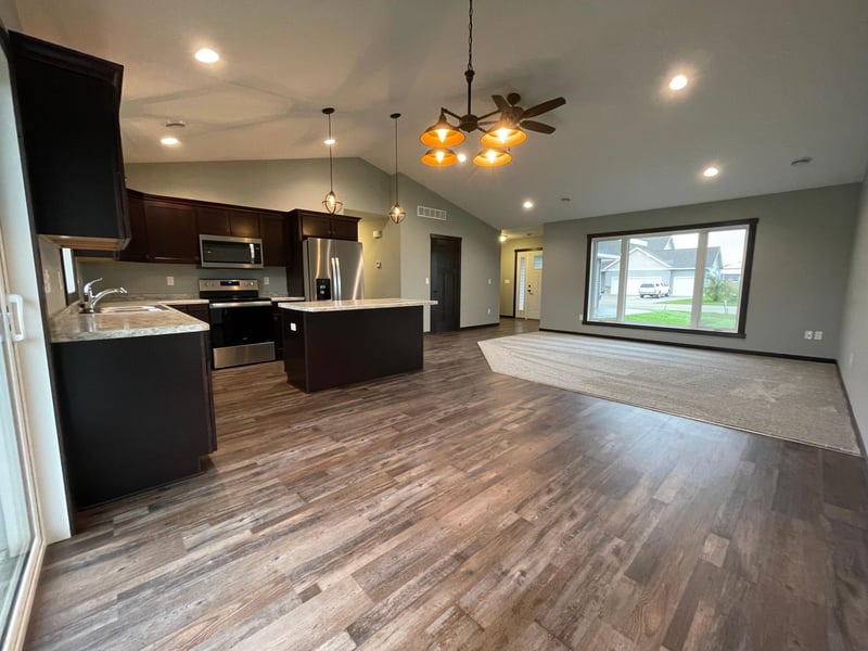 518 Glynn Ave NE, Grand Meadow, MN 55936