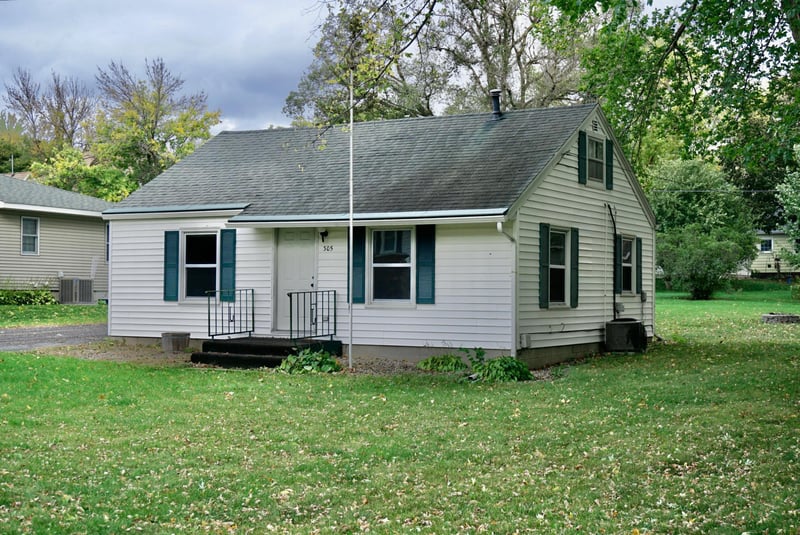 305 SE 1st Ave, Mapleton, MN 56065