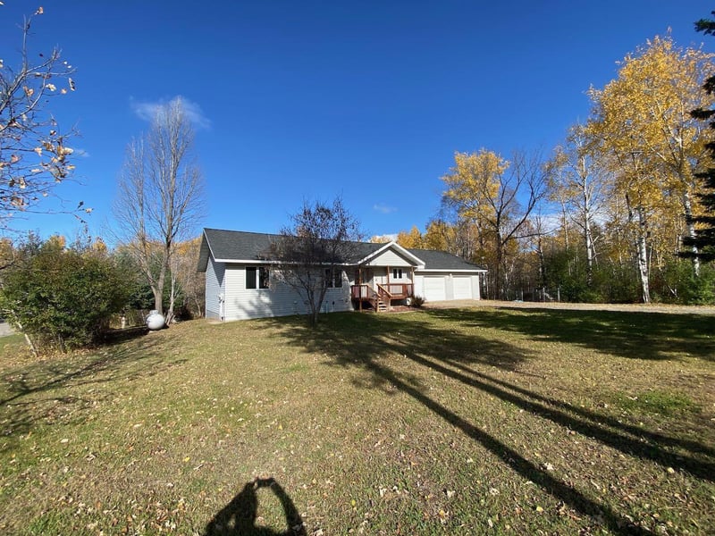567 4th St NW, Kelliher, MN 56650