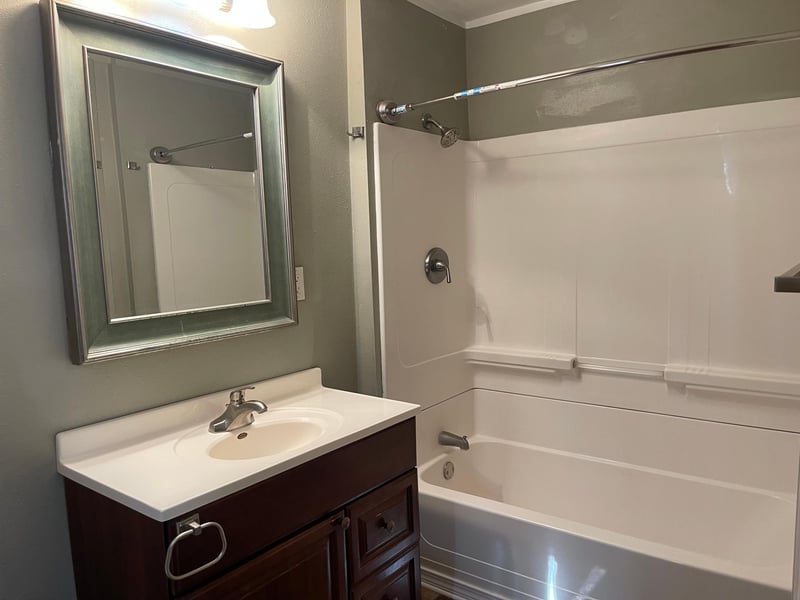 440 Center Ave, Lake Wilson, MN 56151