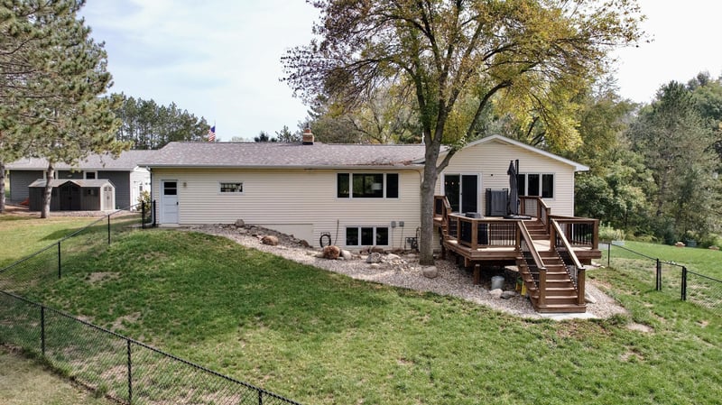 10305 Greenfield Rd, Loretto, MN 55357