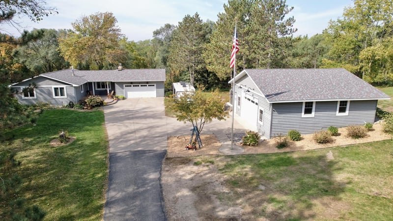 10305 Greenfield Rd, Loretto, MN 55357