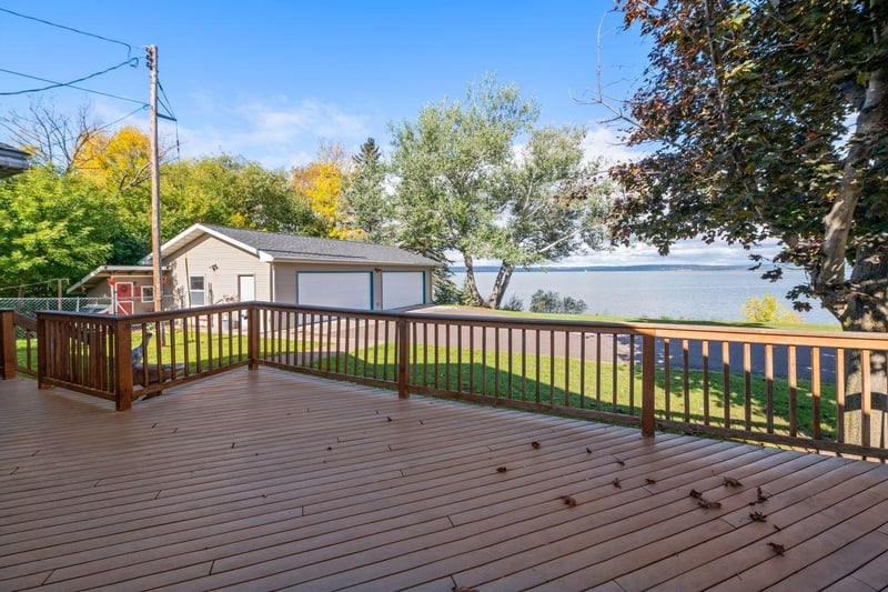 2727 Lake Shore Dr E, Ashland, WI 54806