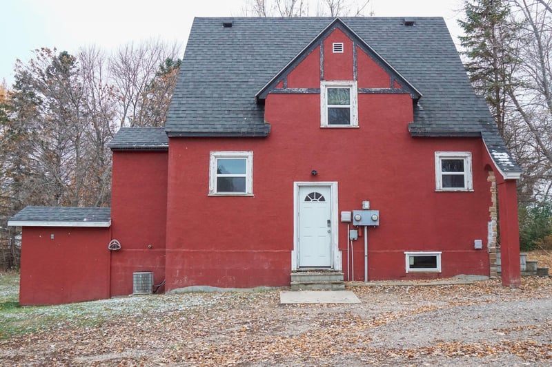 212 N State St, Elizabeth, MN 56533