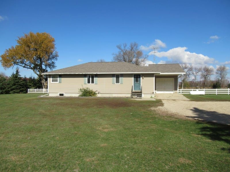 1566 31st St, Edgerton, MN 56128