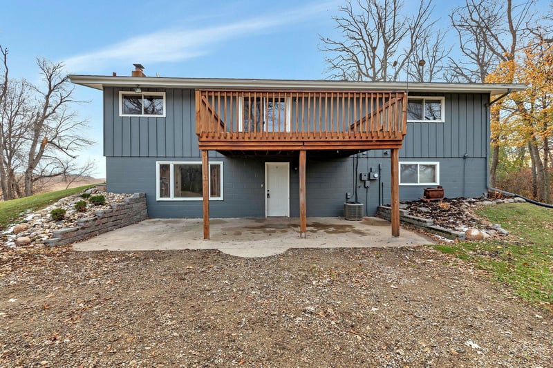 21920 125th St NW, Sunburg, MN 56289