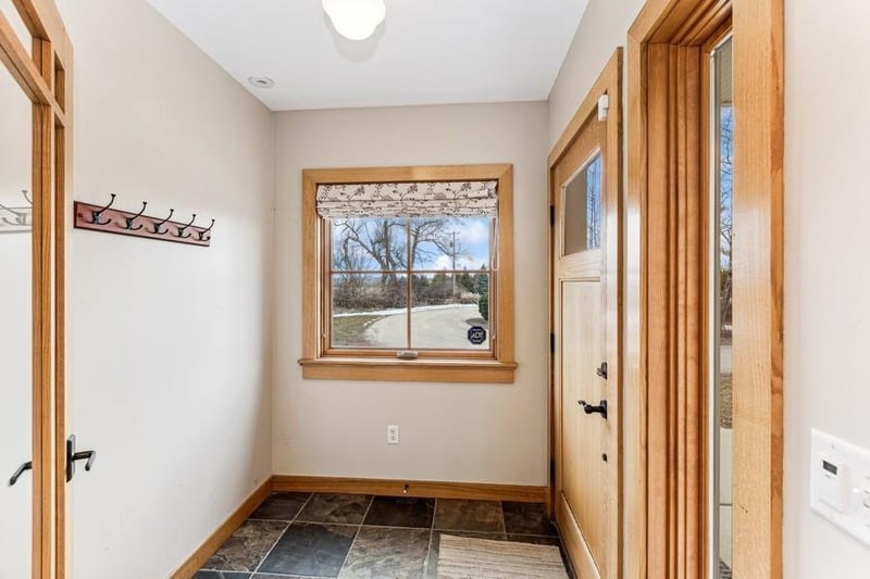 12141 Gates Ave, Northfield, MN 55057