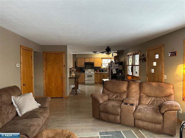 7312 Sand Lake Rd, Britt, MN 55710