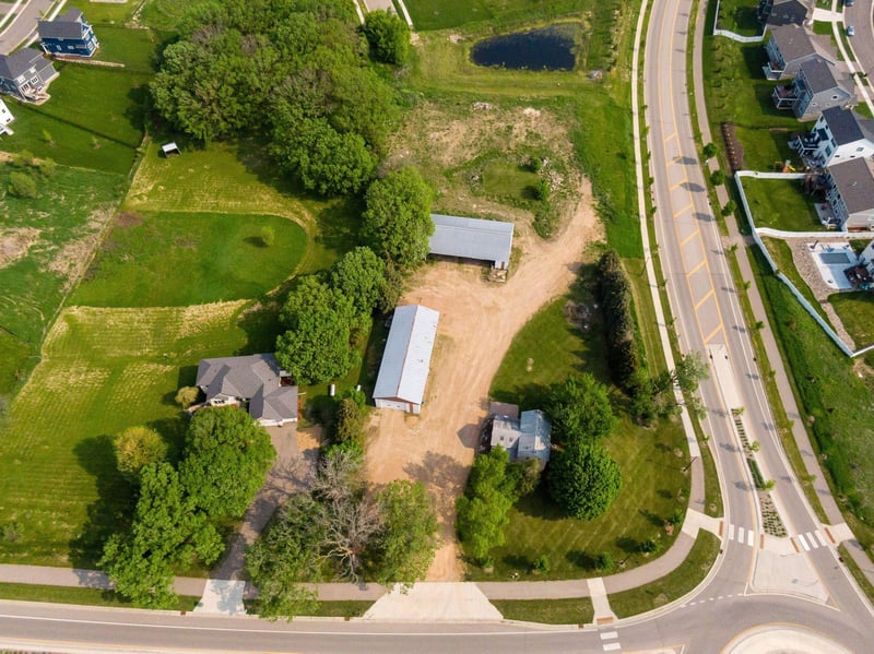 4150 Big Woods Blvd, Chaska, MN 55318