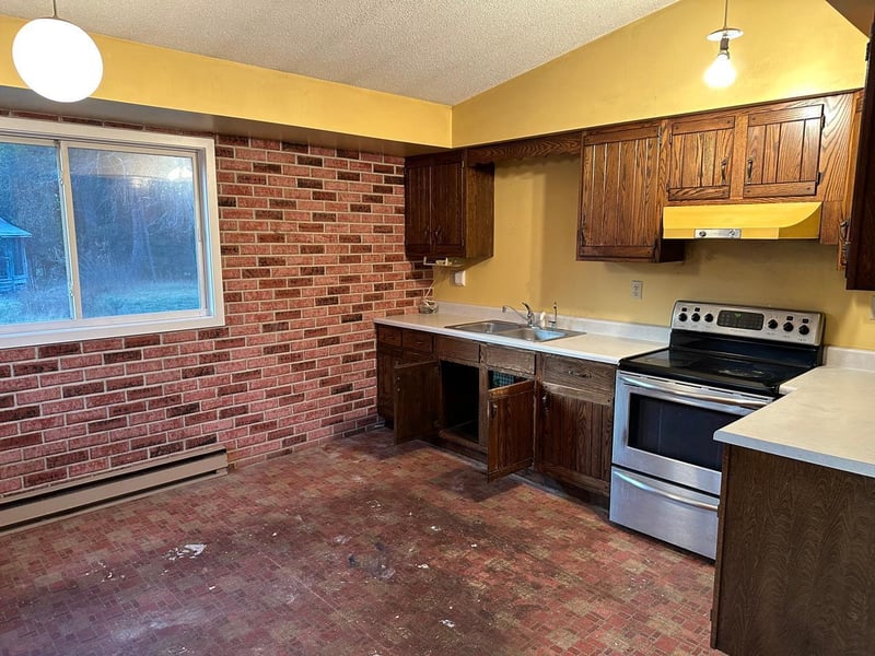 8617 Arola Rd, Angora, MN 55703