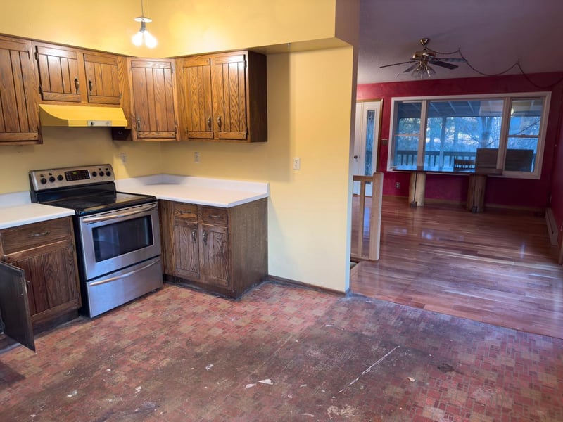 8617 Arola Rd, Angora, MN 55703