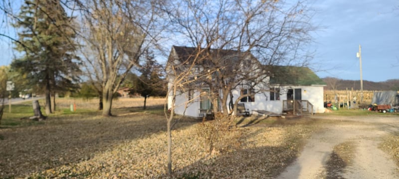 N16076 State Road 93, Galesville, WI 54630
