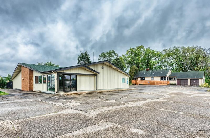 32 Mendota Rd, Inver Grove Heights, MN 55077