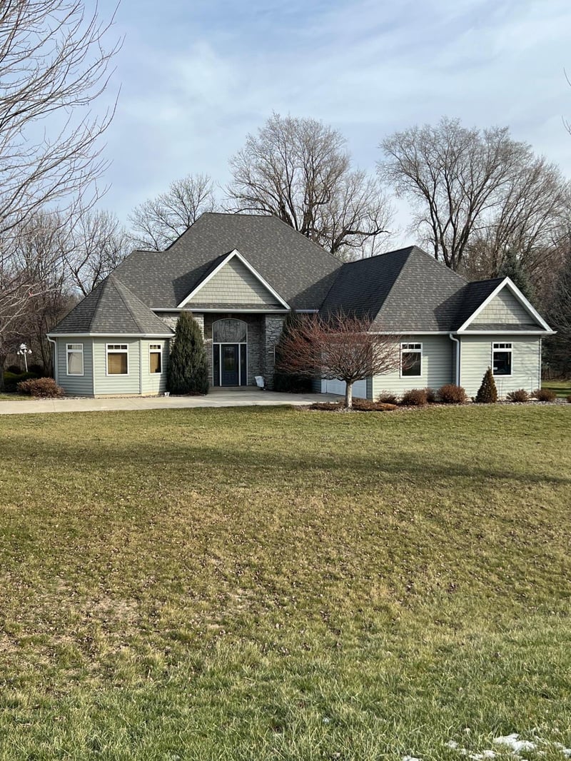 11714 751st St, Blooming Prairie, MN 55917