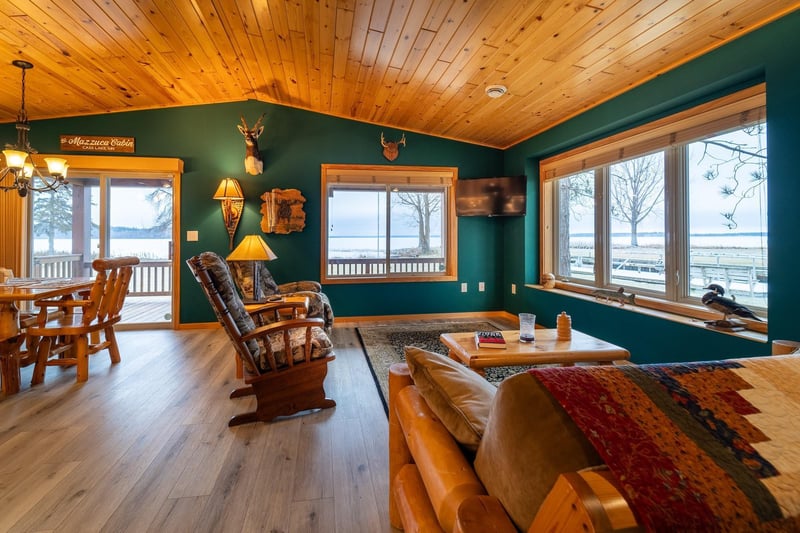 5843 Lakeshore Ln NW, Cass Lake, MN 56633