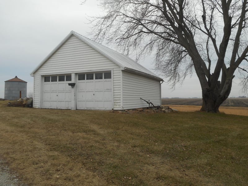 25520 105th St, New Richland, MN 56072